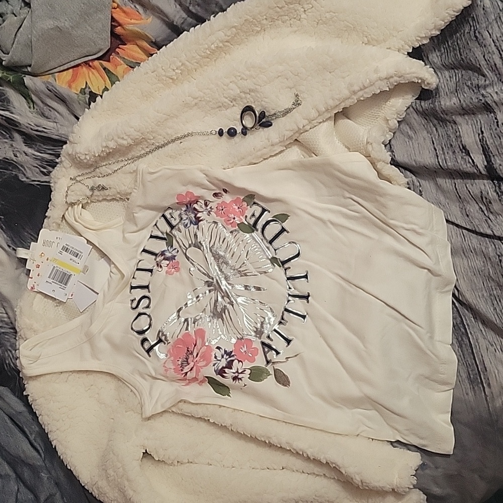 3 piece girls sweater/tank/necklace